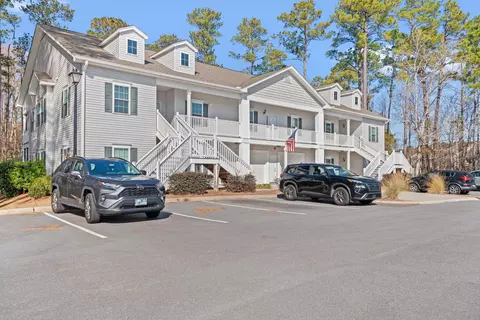 900 Jackline Pl #202, Murrells Inlet, SC 29576