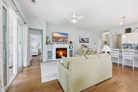 Living - 5152 Stockyard Loop, Myrtle Beach, SC 29588 photo 1 of 3