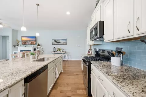 Kitchen - 5152 Stockyard Loop, Myrtle Beach, SC 29588 photo 3 of 3
