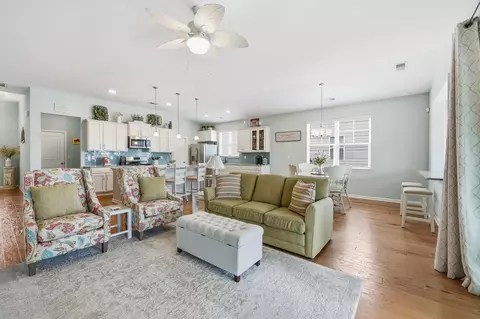 Living - 5152 Stockyard Loop, Myrtle Beach, SC 29588 photo 3 of 3