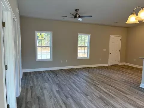 Living - 4356 Thomas St, Loris, SC 29569 photo 2 of 2