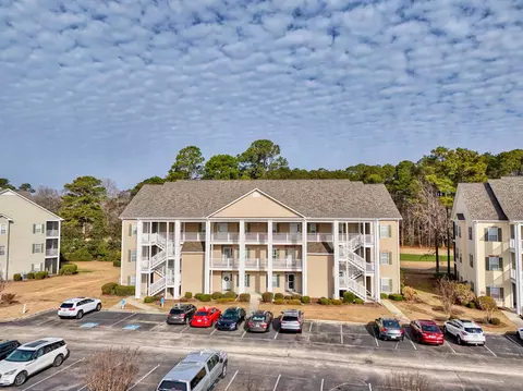 5846 Longwood Dr #203, Murrells Inlet, SC 29576