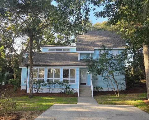 405 Oak Lake Cir, North Myrtle Beach, SC 29582