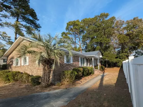 608 22nd Ave S, North Myrtle Beach, SC 29582