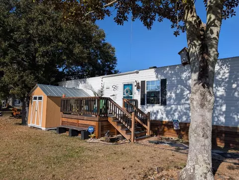 3 Poolside Dr, Murrells Inlet, SC 29576 photo 3