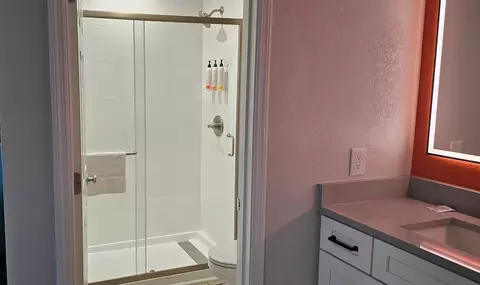 Bath - 218 Double Eagle Dr, Surfside Beach, SC 29575 photo 1 of 2