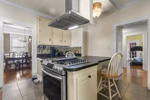 Kitchen - 1006 10th Ave, Conway, SC 29526 photo 3 of 5