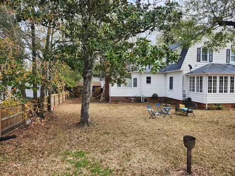 Exterior - 1006 10th Ave, Conway, SC 29526 photo 8 of 9