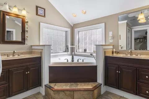Bath - 1006 10th Ave, Conway, SC 29526 photo 1 of 7