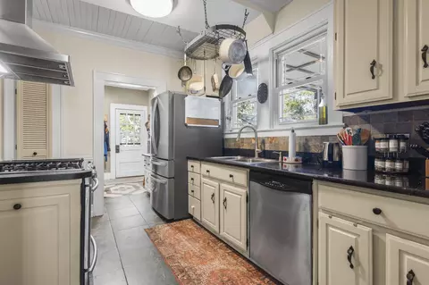 Kitchen - 1006 10th Ave, Conway, SC 29526 photo 1 of 5