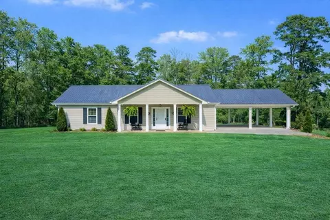 4382 Watermill Rd, Mullins, SC 29574