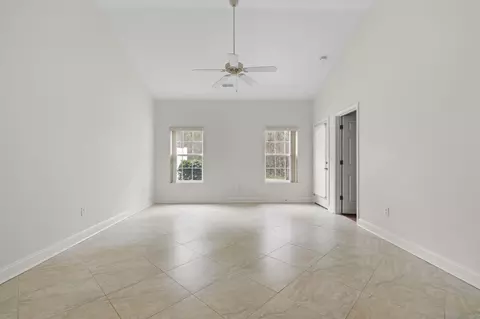 Living - 803 Botany Loop #803, Murrells Inlet, SC 29576 photo 4 of 4