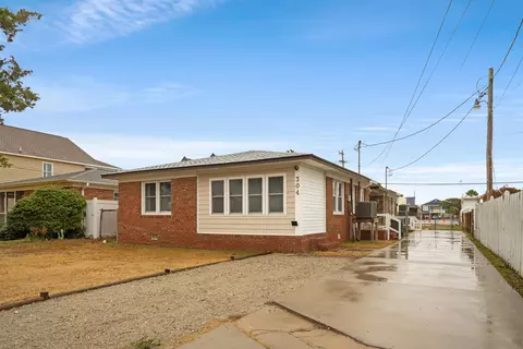 304 23rd Ave N, North Myrtle Beach, SC 29582