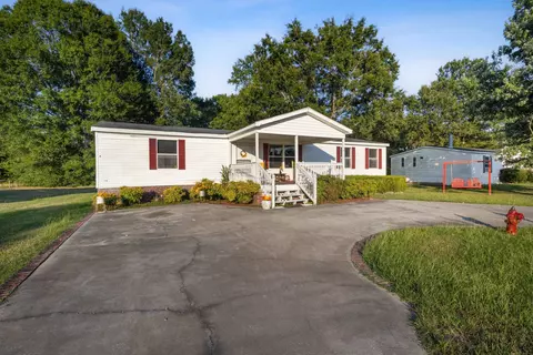 1109 Southwood Dr, Marion, SC 29571