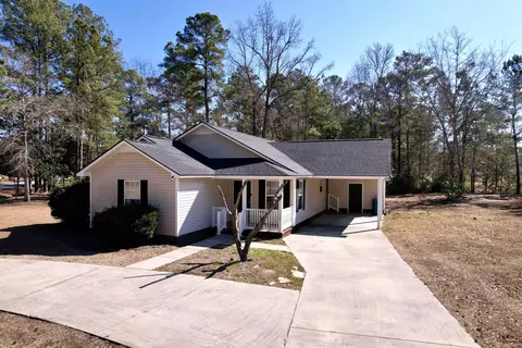 10 Sherwood St, Kingstree, SC 29556