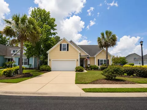 281 Outboard Dr, Murrells Inlet, SC 29576