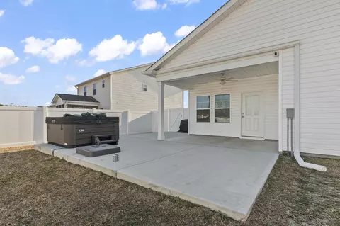 Exterior - 452 Honeyhill Loop, Conway, SC 29526 photo 4 of 7