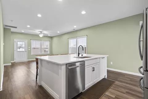 Kitchen - 452 Honeyhill Loop, Conway, SC 29526 photo 1 of 5