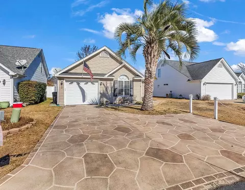 104 Dry Gulley Ln, Surfside Beach, SC 29575