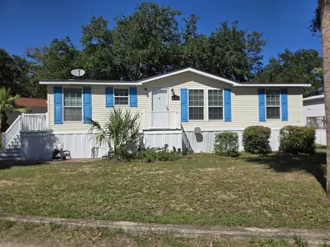 337 Clam Shell Cir, Murrells Inlet, SC 29576