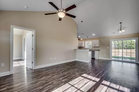 Living - 2536 Harvey Rd, Loris, SC 29569 photo 4 of 5