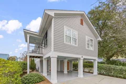 816 11th Ave N, Surfside Beach, SC 29575