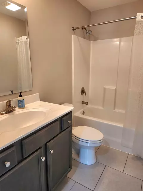 Bath - 3440 Holly Loop, Conway, SC 29527 photo 6 of 6