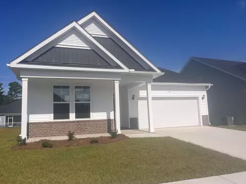 1149 NW Forest Bend Dr, Calabash, NC 28467