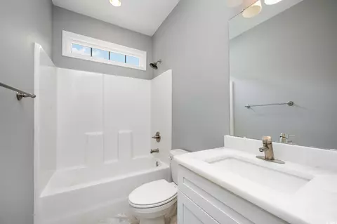 Bath - 626 Goretown Loop, Loris, SC 29569 photo 3 of 3
