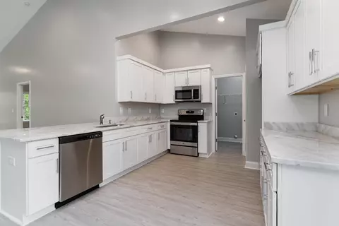 Kitchen - 652 Goretown Loop, Loris, SC 29569 photo 1 of 4