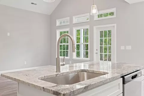 Kitchen - 664 Goretown Loop, Loris, SC 29569 photo 4 of 4