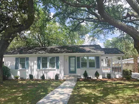 402 14th Ave S, Myrtle Beach, SC 29577