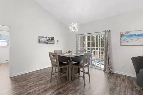 Dining - 549 Rose Ave, Georgetown, SC 29440 photo 1 of 3