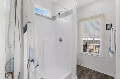 Bath - 549 Rose Ave, Georgetown, SC 29440 photo 2 of 3