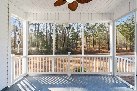 Exterior - 549 Rose Ave, Georgetown, SC 29440 photo 5 of 17