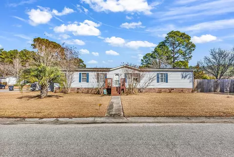 3246 Red Bird Ln, Myrtle Beach, SC 29588
