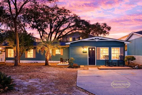 1818 Kingfisher St, Surfside Beach, SC 29575