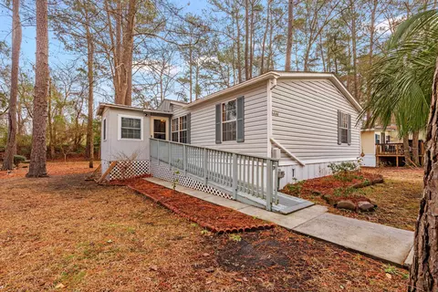 9446 Greenwing Dr, Murrells Inlet, SC 29576