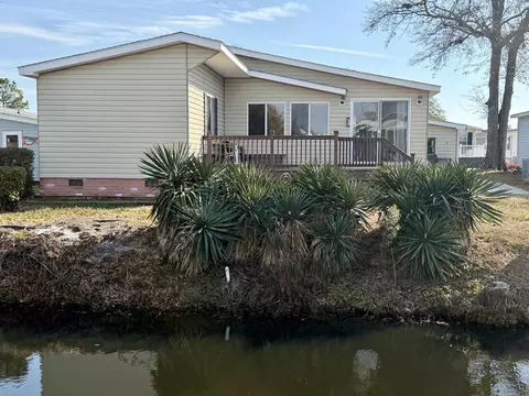 426 E Lake Dr, Surfside Beach, SC 29575