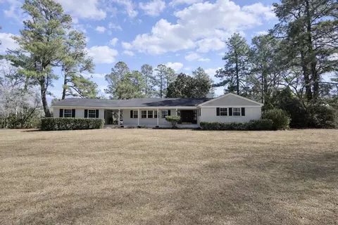 3210 Bryant St, Loris, SC 29569