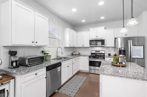Kitchen - 877 Wild Leaf Loop, Conway, SC 29526 photo 2 of 2