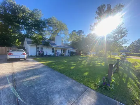 400 Meadowbrook Dr, Myrtle Beach, SC 29588