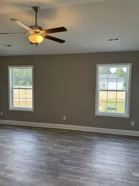 Living - Tbb2 Highway 792, Loris, SC 29569 photo 2 of 2
