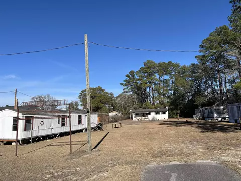 6503 Hillside Ct, Mullins, SC 29574