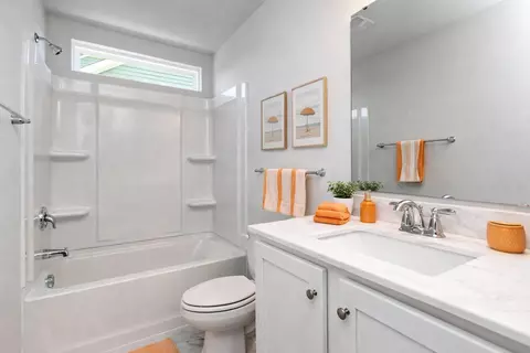 Bath - 1289 Baker Creek Loop, Myrtle Beach, SC 29579 photo 9 of 10