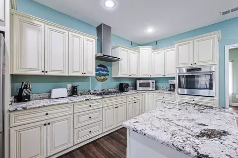 Kitchen - 6777 Hampton Rd, Conway, SC 29527 photo 5 of 5