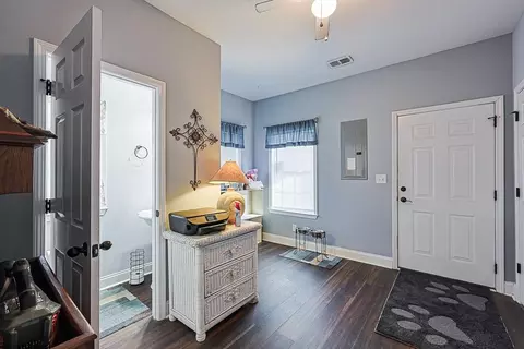 Entry Way - 6777 Hampton Rd, Conway, SC 29527 photo 1 of 5