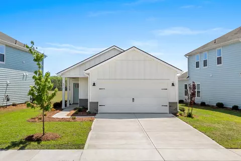 8213 Essence Dr, Longs, SC 29568
