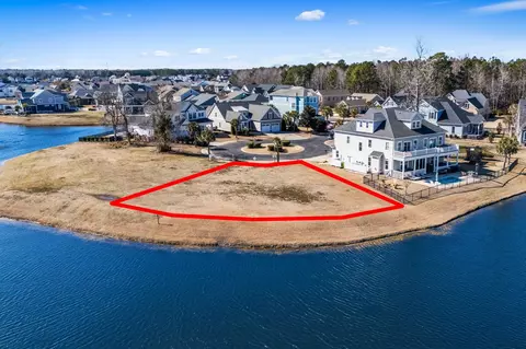 View/Area - 8015 E Bay Ct, Myrtle Beach, SC 29579 photo 4 of 18