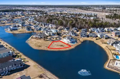 View/Area - 8015 E Bay Ct, Myrtle Beach, SC 29579 photo 9 of 18